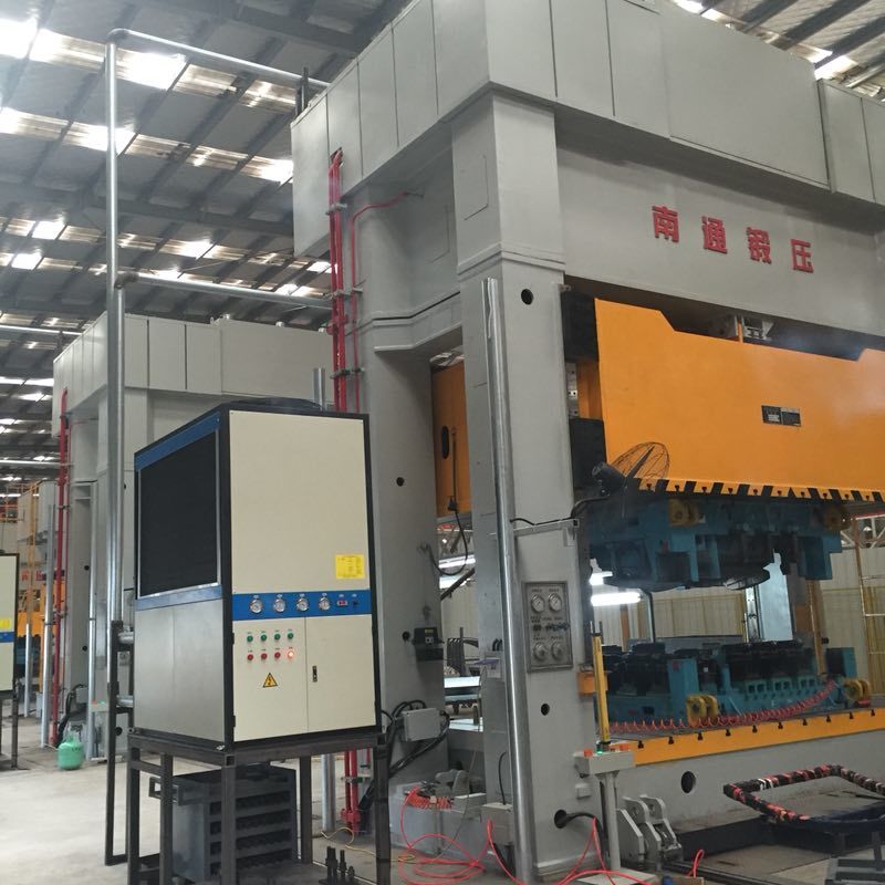 油冷機(jī)的制冷控制技術(shù)，你選對(duì)了機(jī)型嗎？